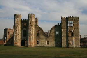 Cowdray House, 2008.jpg