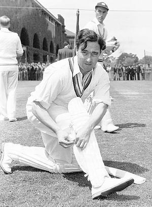 Denis Compton 1954.jpg